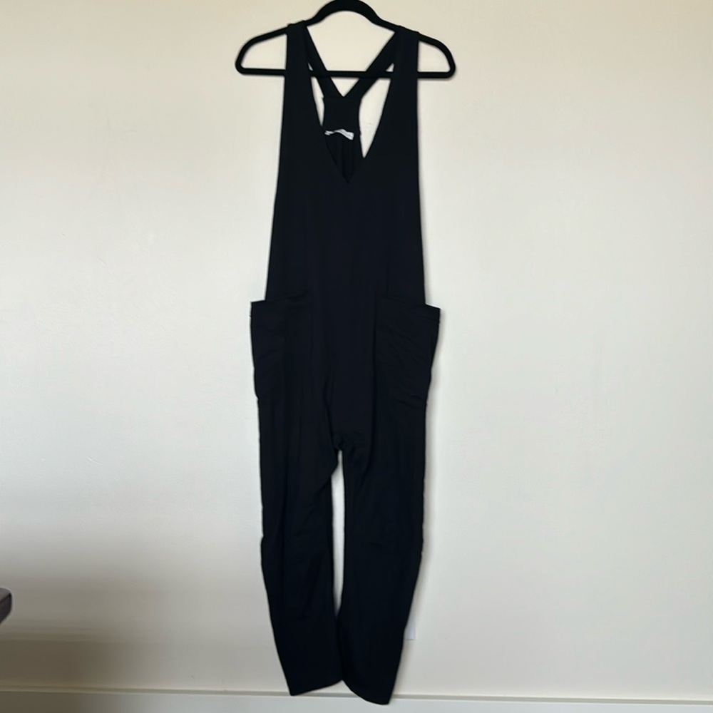 TALULAH Hendrix Relaxed Jumpsuit- Black size medium
